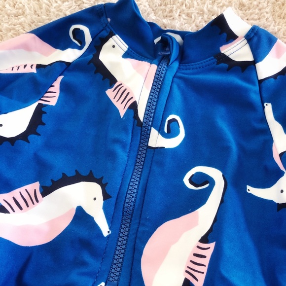 Cotton On Kids one-piece Rash Guard - Picture 3 of 4